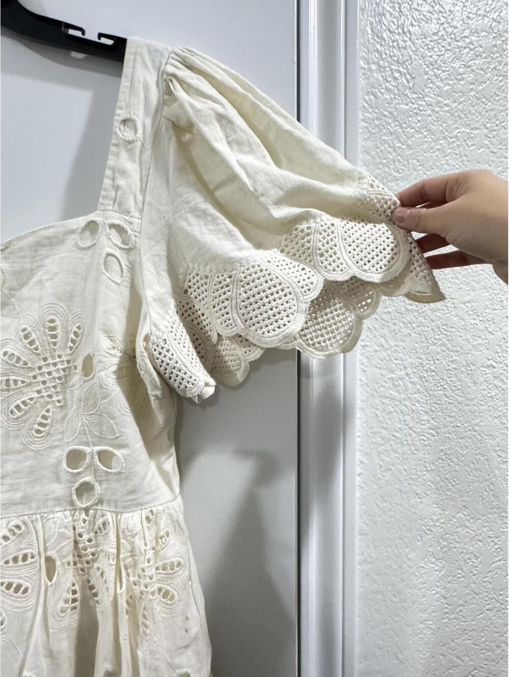 Vestique Cream Eyelet Lace Tiered Boho Cottagecore Mini Dress Medium - Picture 4 of 9